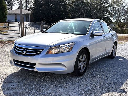 Used 2012 Honda Accord SE image 2