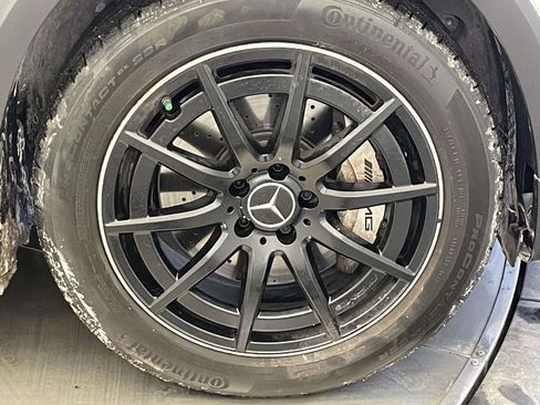 Used 2025 Mercedes-Benz GLB 35 AMG 4MATIC image 14