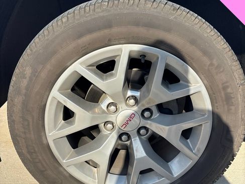 Used 2019 GMC Yukon XL SLT w/ Open Road Package RWD image 20