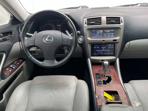 Used 2007 Lexus IS 250 w/ Premium Pkg RWD image 22