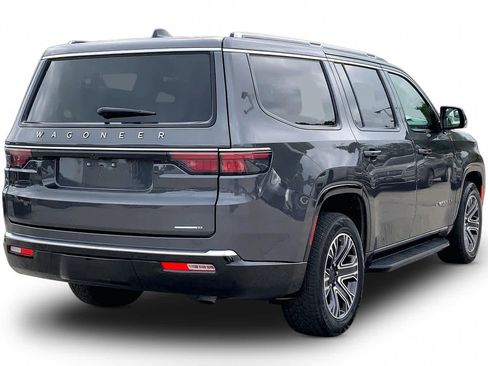 Used 2024 Jeep Wagoneer Series II w/ Flexible Seating Group RWD image 12