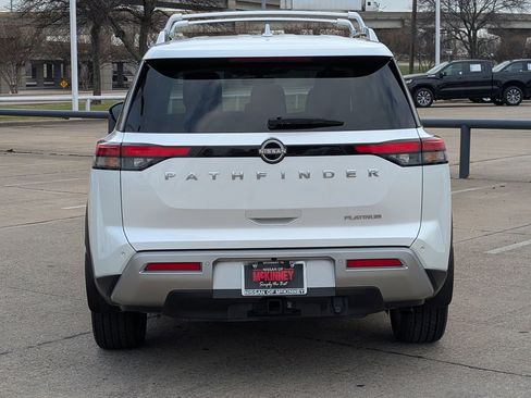 Certified 2025 Nissan Pathfinder Platinum w/ Cargo Package image 5