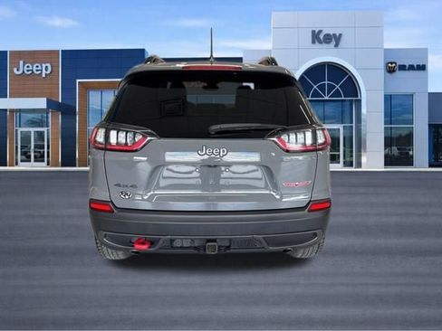 Used 2022 Jeep Cherokee Trailhawk w/ Premium Leather Package AWD/4WD image 5