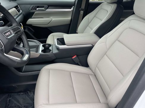 New 2026 GMC Terrain Elevation w/ Elevation Premium Package FWD image 22