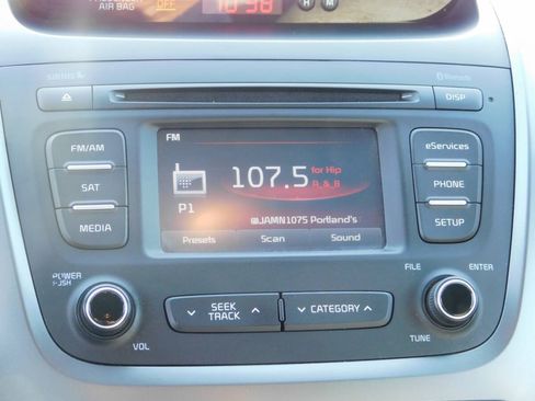 Used 2014 Kia Sorento LX AWD/4WD image 12