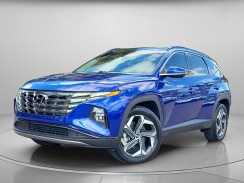 Certified 2022 Hyundai Tucson Limited w/ Cargo Package image 2