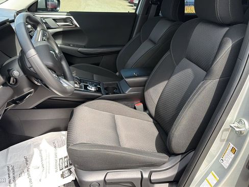 Used 2022 Mitsubishi Outlander ES FWD image 10