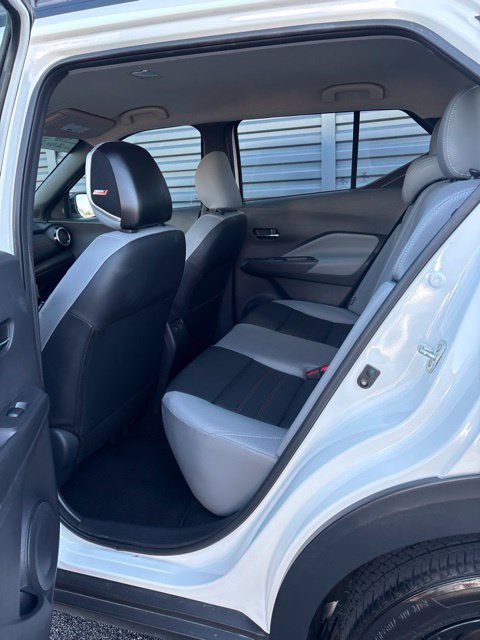 Used 2024 Nissan Kicks SR w/ SR Premium Package FWD image 6