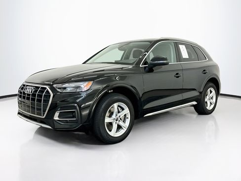 Used 2023 Audi Q5 2.0T Premium w/ Convenience Package AWD/4WD image 3