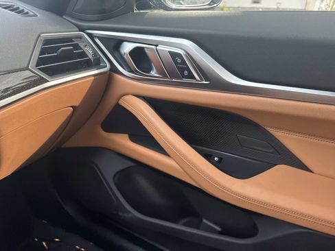 Used 2023 BMW i4 eDrive35 w/ Premium Package image 21