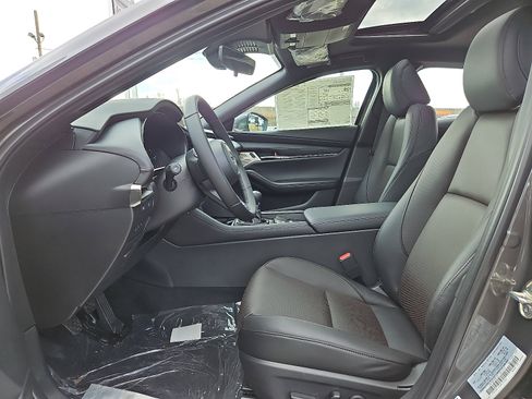 New 2026 MAZDA MAZDA3 2.5 S Hatchback w/ Premium Pkg image 11