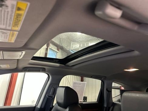 Certified 2022 Honda CR-V EX-L image 32