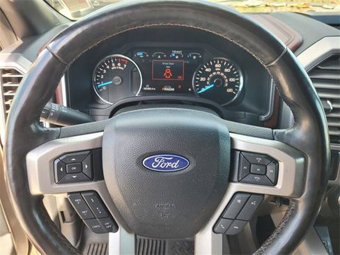 Used 2018 Ford F150 Platinum w/ Equipment Group 701A Luxury image 30