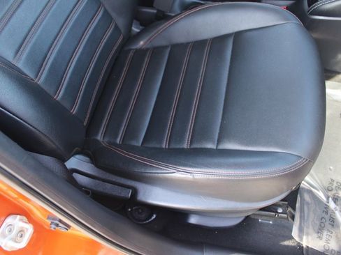 Used 2019 Nissan Kicks SR w/ SR Premium Package image 21