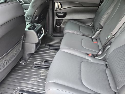 New 2026 Kia Carnival SX Prestige FWD image 22