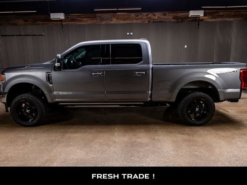 Used 2021 Ford F250 Lariat w/ Lariat Ultimate Package image 5