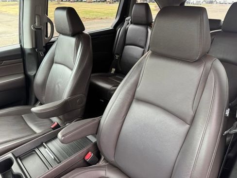 Used 2018 Honda Odyssey EX-L image 19