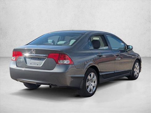Used 2010 Honda Civic LX image 5