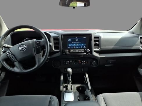 Certified 2024 Nissan Frontier SV w/ SV Convenience Package RWD image 18