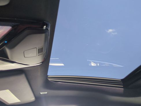 Certified 2023 BMW i4 eDrive35 w/ Premium Package RWD image 27