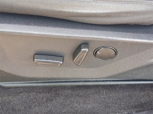 Certified 2022 Ford F150 XLT w/ Equipment Group 302A High image 9