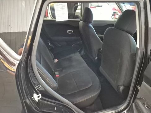 Used 2019 Kia Soul FWD image 20