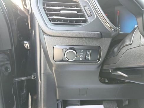 Used 2025 Ford Escape ST-Line image 23