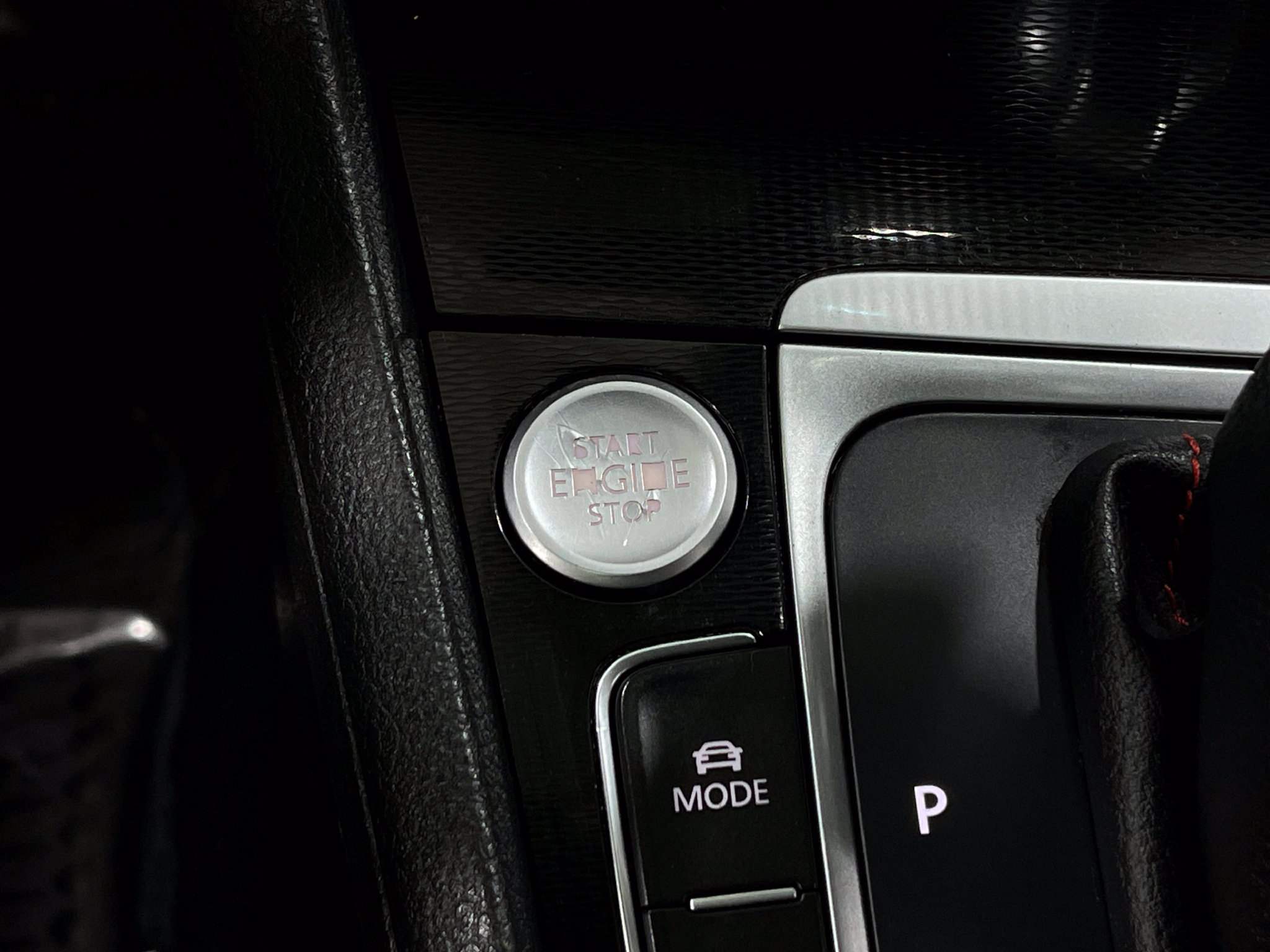 Used 2015 Volkswagen GTI SE w/ Lighting Package (SEL) FWD image 20