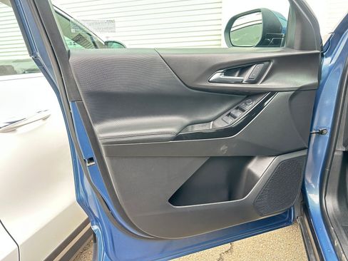 Used 2025 Chevrolet Equinox LT image 20