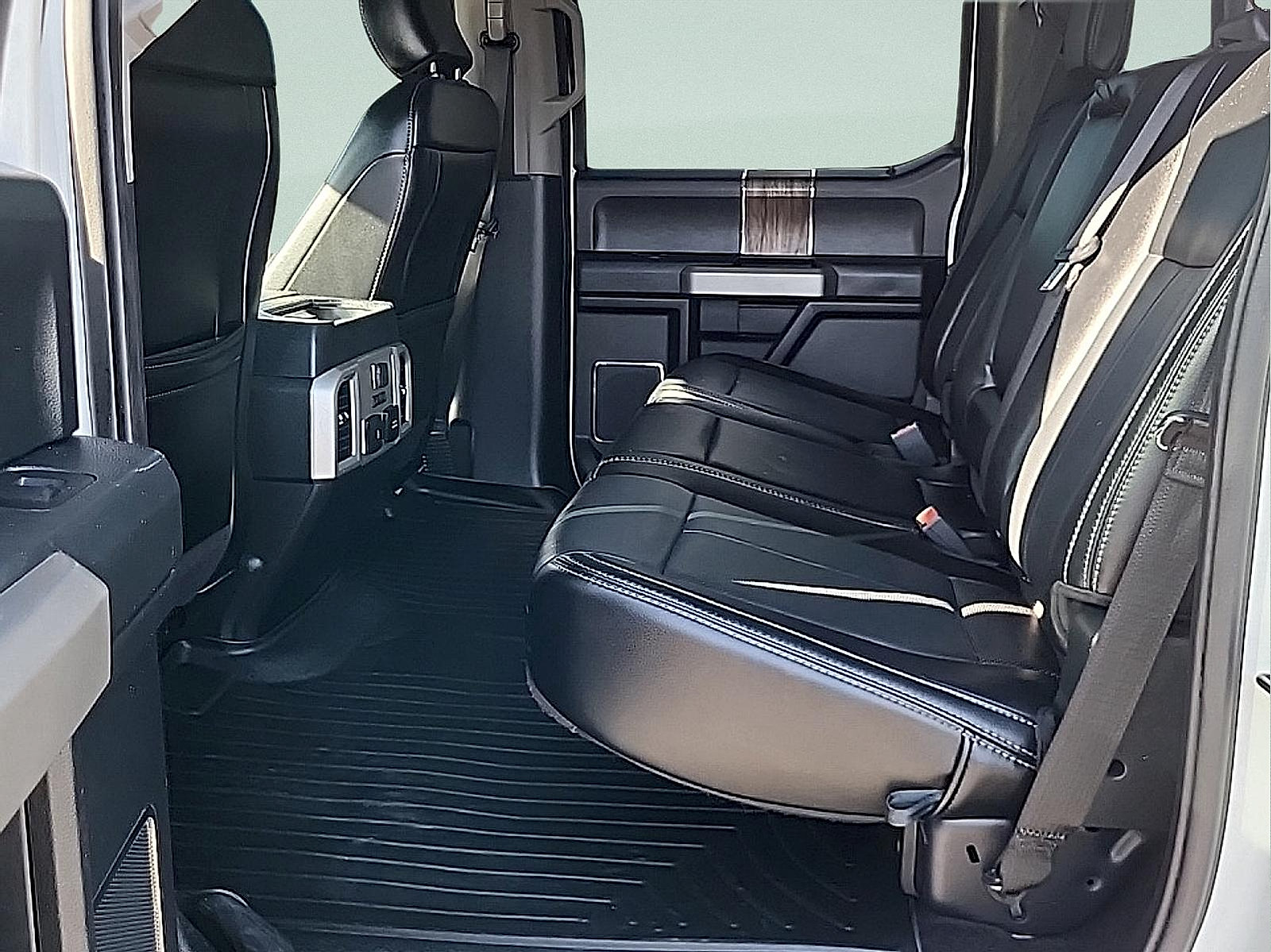 Used 2020 Ford F150 Lariat w/ Equipment Group 502A Luxury AWD/4WD image 12