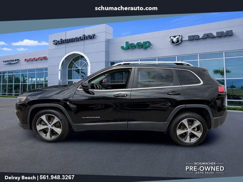 Used 2019 Jeep Cherokee Limited FWD image 4