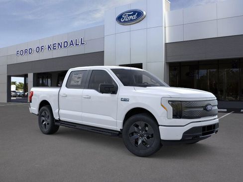 New 2025 Ford F150 Lightning Flash image 7