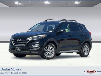 Used 2017 Hyundai Tucson SE w/ SE Popular Package 02