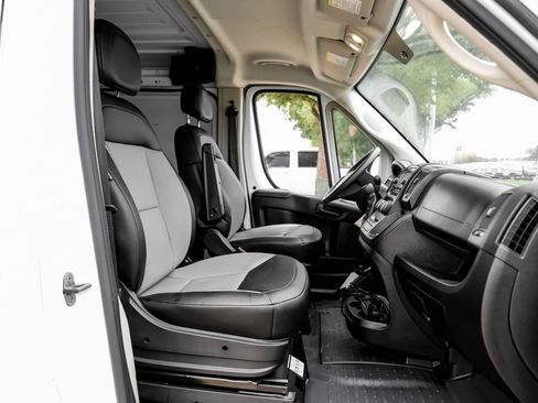 Used 2021 RAM ProMaster 1500 image 32