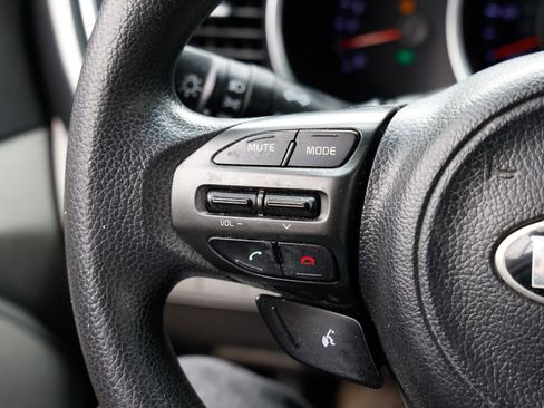 Used 2015 Kia Optima LX image 25