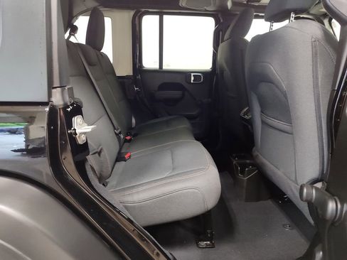 Used 2024 Jeep Wrangler Unlimited Sport AWD/4WD image 20