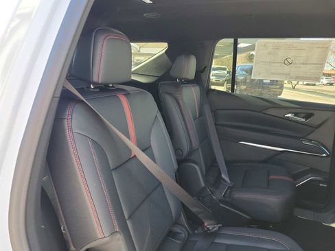 New 2026 Chevrolet Traverse RS FWD image 21