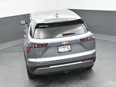 Used 2026 Chevrolet Equinox LT FWD image 25