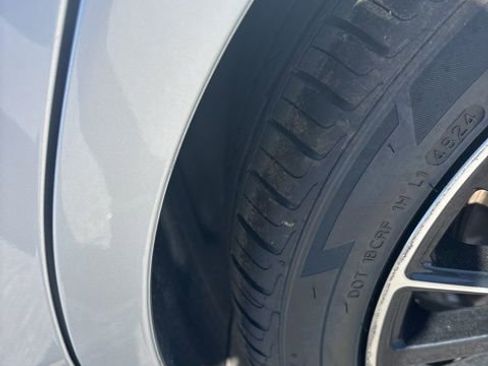 Used 2020 Mercedes-Benz C 300 Sedan image 11