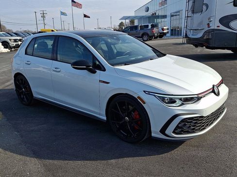Used 2024 Volkswagen GTI SE image 4