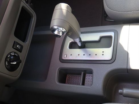 Used 2019 Nissan Frontier SV AWD/4WD image 21