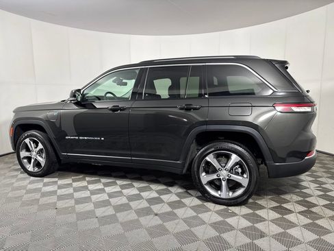 Used 2024 Jeep Grand Cherokee Limited 4xe w/ Luxury Tech Group II AWD/4WD image 3