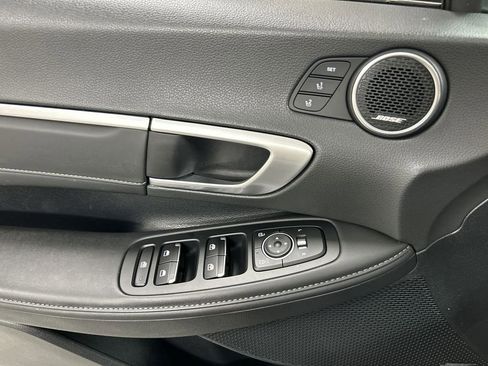 Used 2022 Hyundai Sonata Limited image 11