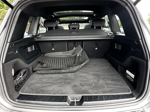 Certified 2025 Mercedes-Benz GLB 250 image 21