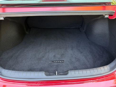 Certified 2025 Hyundai Elantra Sport FWD image 19