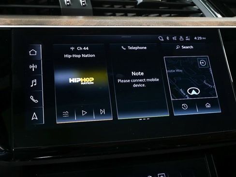 Certified 2022 Audi e-tron Premium image 13