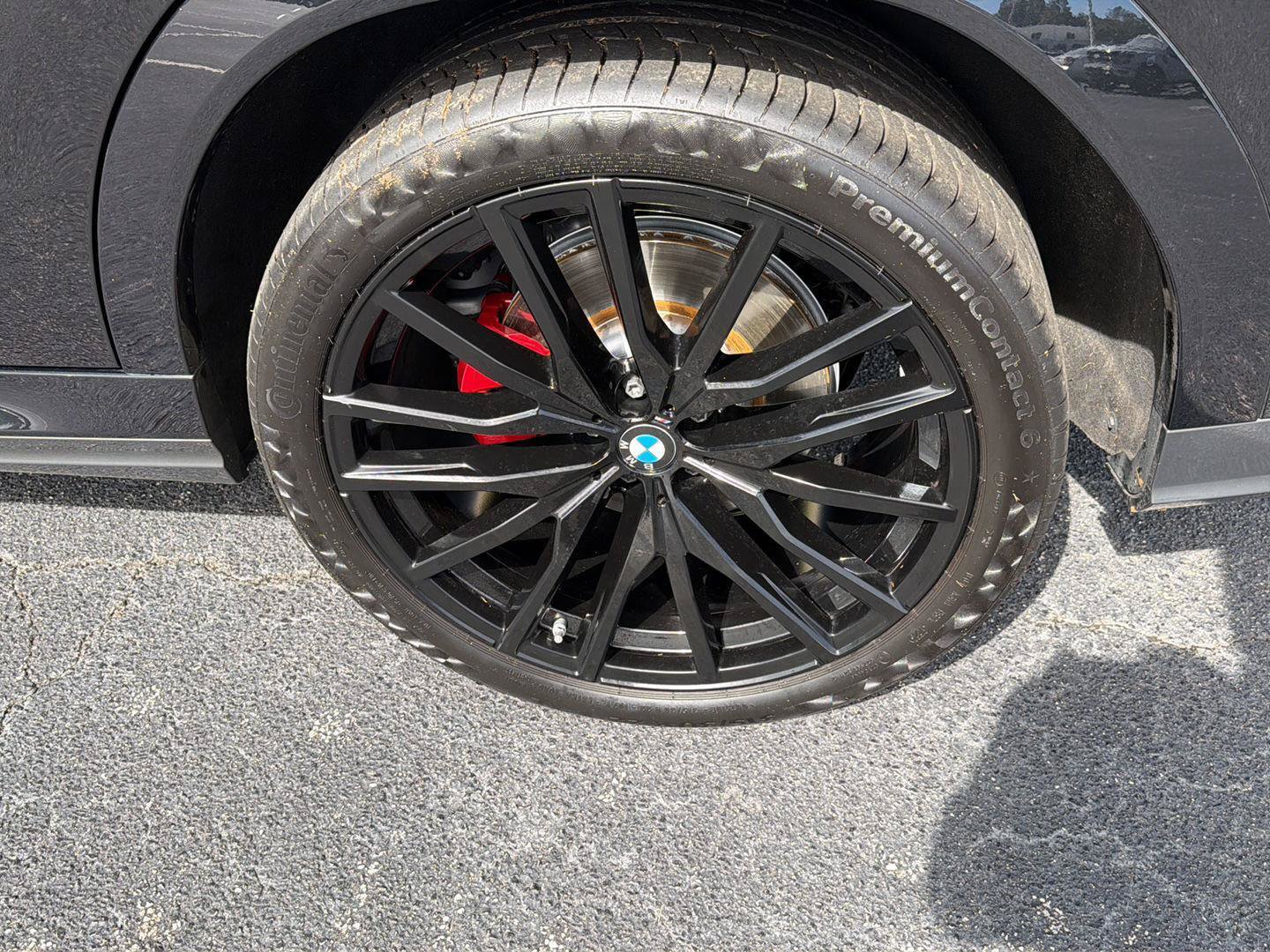 Used 2023 BMW X6 xDrive40i w/ M Sport Package AWD/4WD image 39