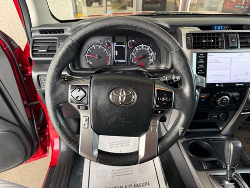 Used 2021 Toyota 4Runner SR5 RWD image 10