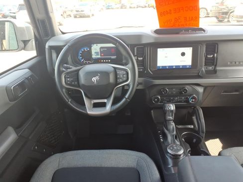 Used 2023 Ford Bronco Big Bend AWD/4WD image 9