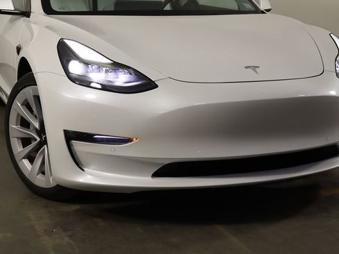 Used 2022 Tesla Model 3 Long Range AWD/4WD image 47